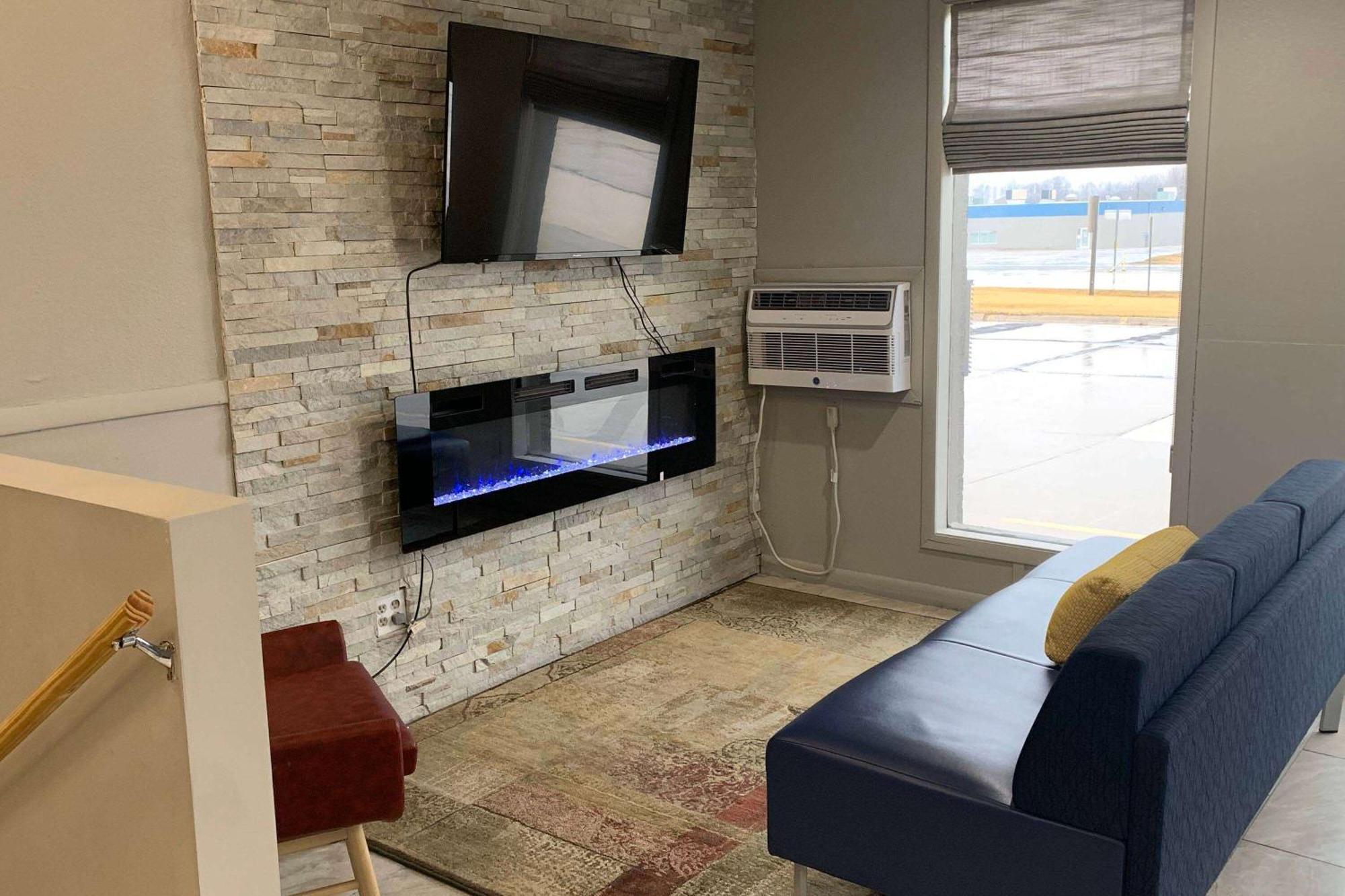 Super 8 By Wyndham Kirksville-University Area Exteriör bild
