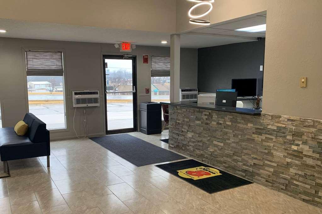 Super 8 By Wyndham Kirksville-University Area Inreriör bild